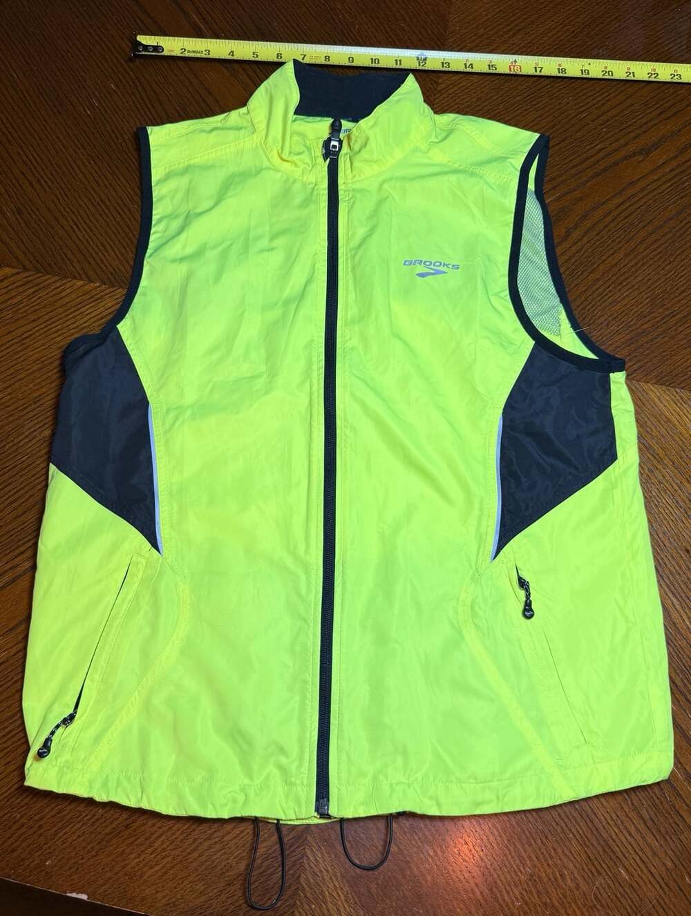 Brooks Running Vest Neon Green Safety Jacket Full Zip